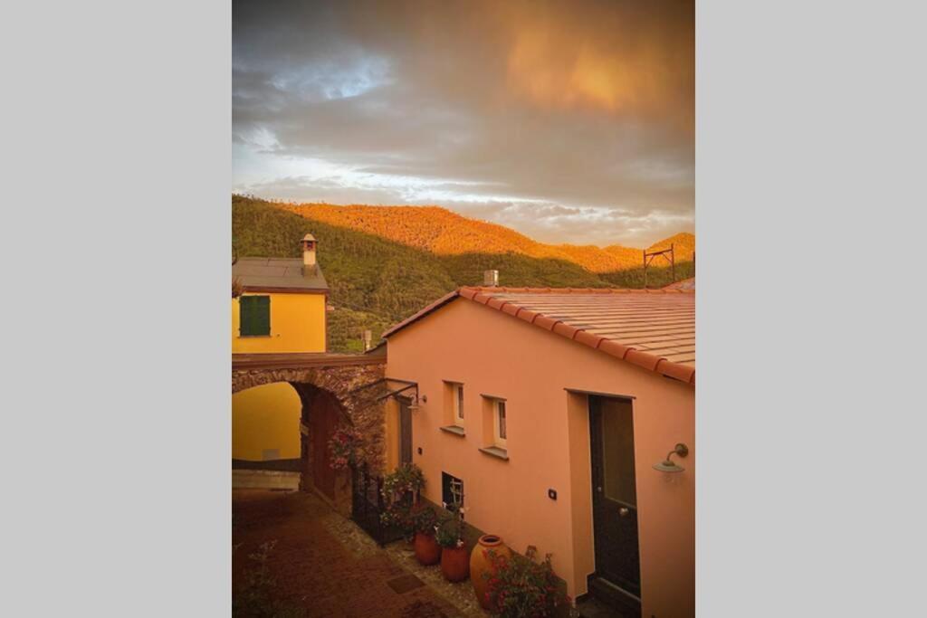 Casa Sara, Levanto, In Collina Ad Un Passo Dal Mare! Exterior photo
